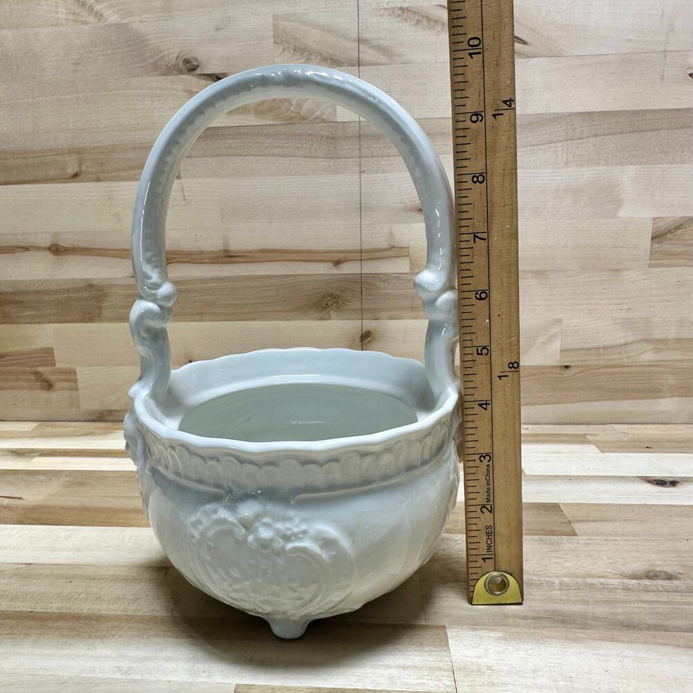 Este Italy White Majolica Ceramic Basket Cherub Putti Made in Italy‎ vintage - Picture 9 of 14